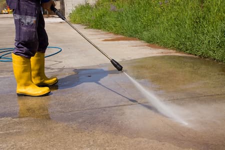 The Top Five Benefits Of Choosing Professional Pressure Washing For Your Home Or Business